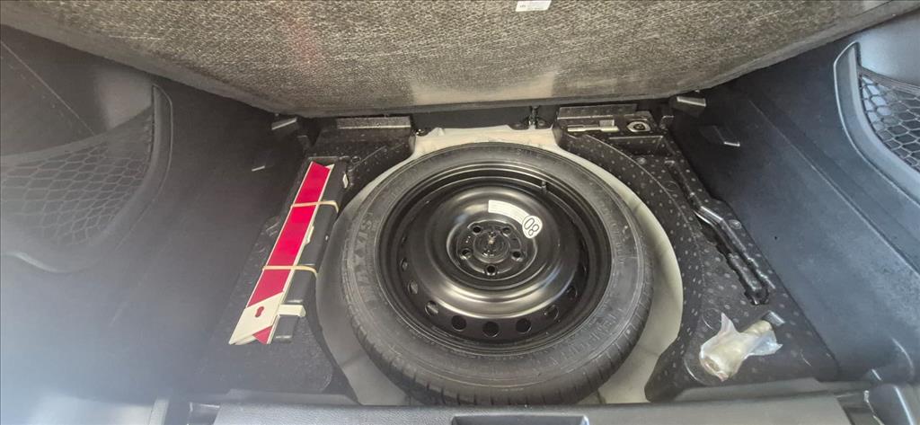 RENEGADE 1.8 16V FLEX LONGITUDE 4P AUTOMÁTICO18
