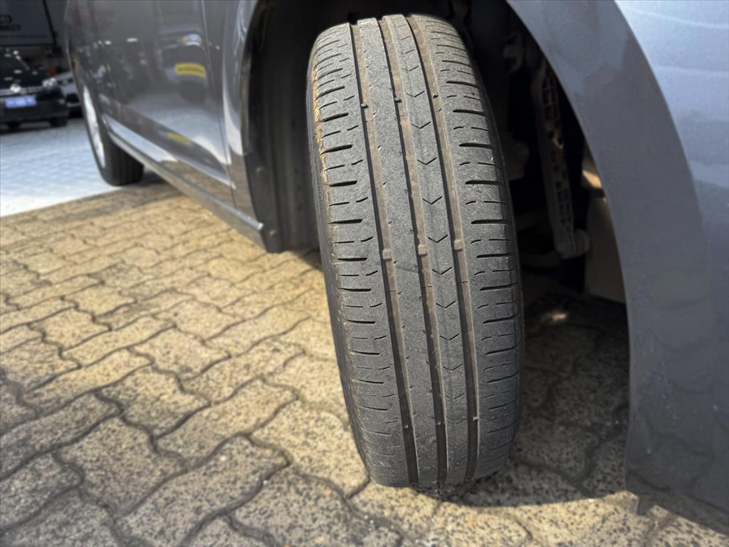 Volkswagen Polo - 1.0 200 TSI COMFORTLINE AUTOMÁTICO