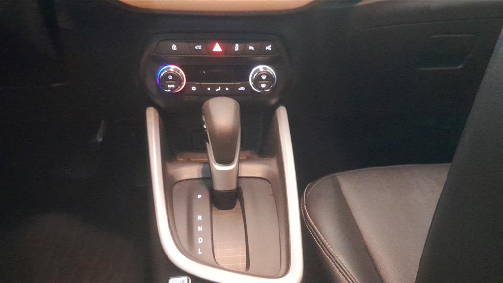 ONIX PLUS 1.0 TURBO FLEX PREMIER AUTOMÁTICO7