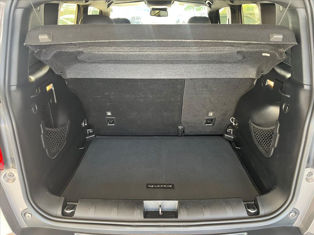 RENEGADE 1.8 16V FLEX LONGITUDE 4P AUTOMÁTICO