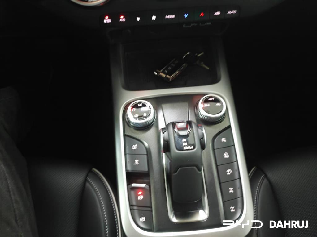 TANK 300 2.0 HI4-T PHEV 4X4 9HAT8