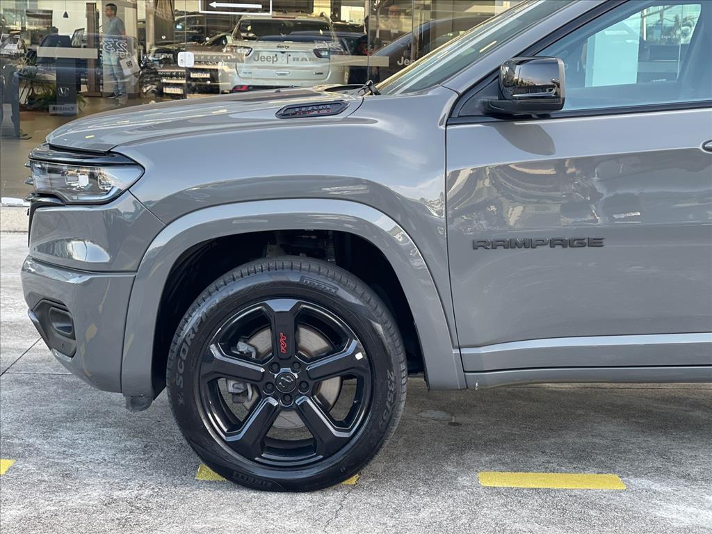 RAMPAGE 2.0 HURRICANE 4 TURBO GASOLINA R/T 4X4 AUTOMÁTICO7