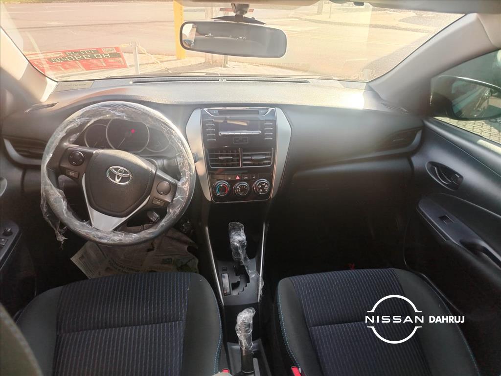 YARIS 1.5 16V FLEX SEDAN XL MULTIDRIVE4