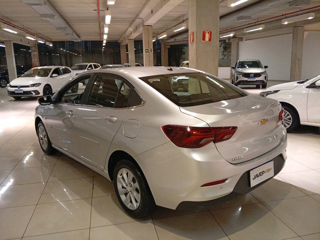 GM - Chevrolet-ONIX PLUS-1.0 TURBO FLEX LTZ MANUAL