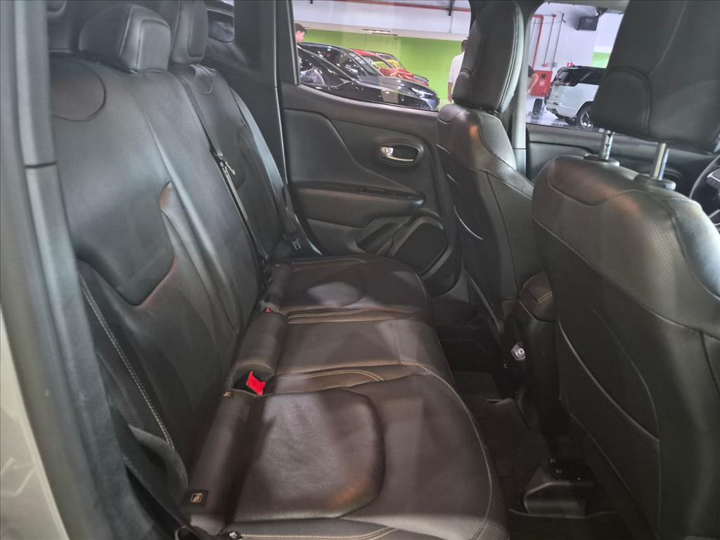 RENEGADE 1.8 16V FLEX LONGITUDE 4P AUTOMÁTICO14