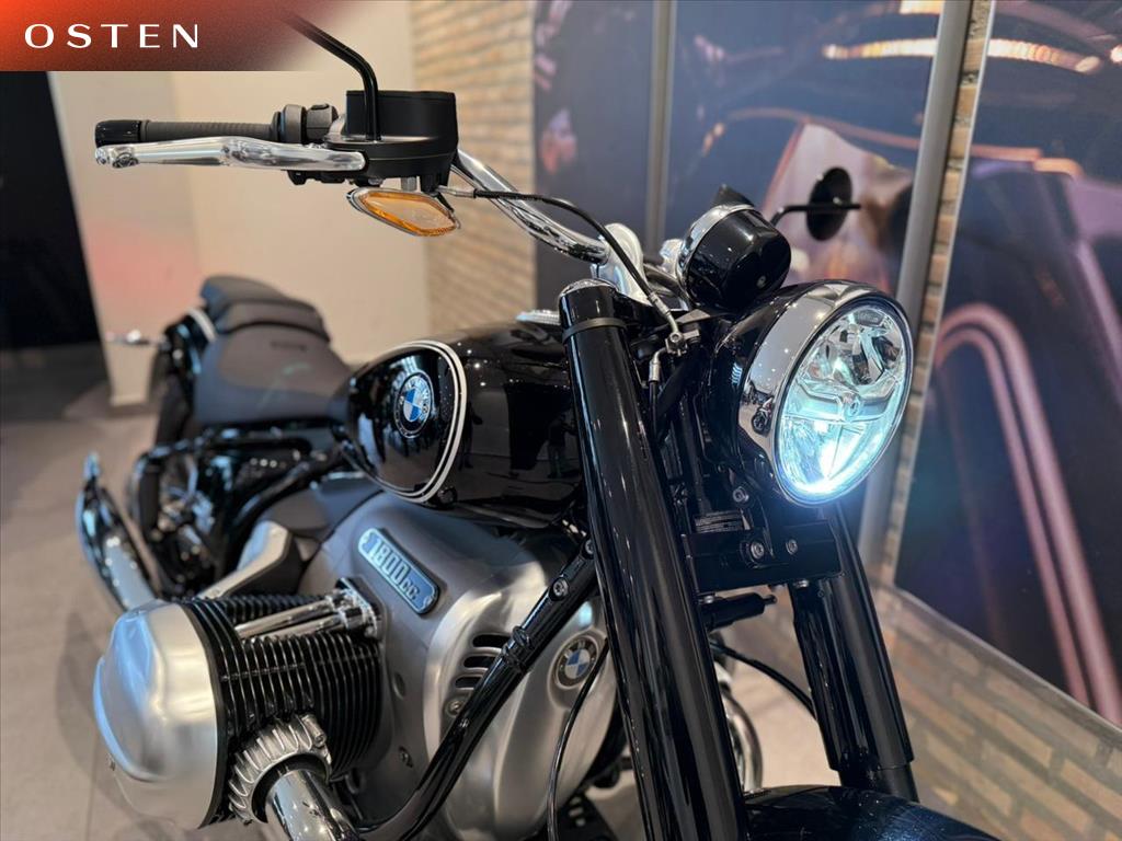 BMW Motorrad-R-18