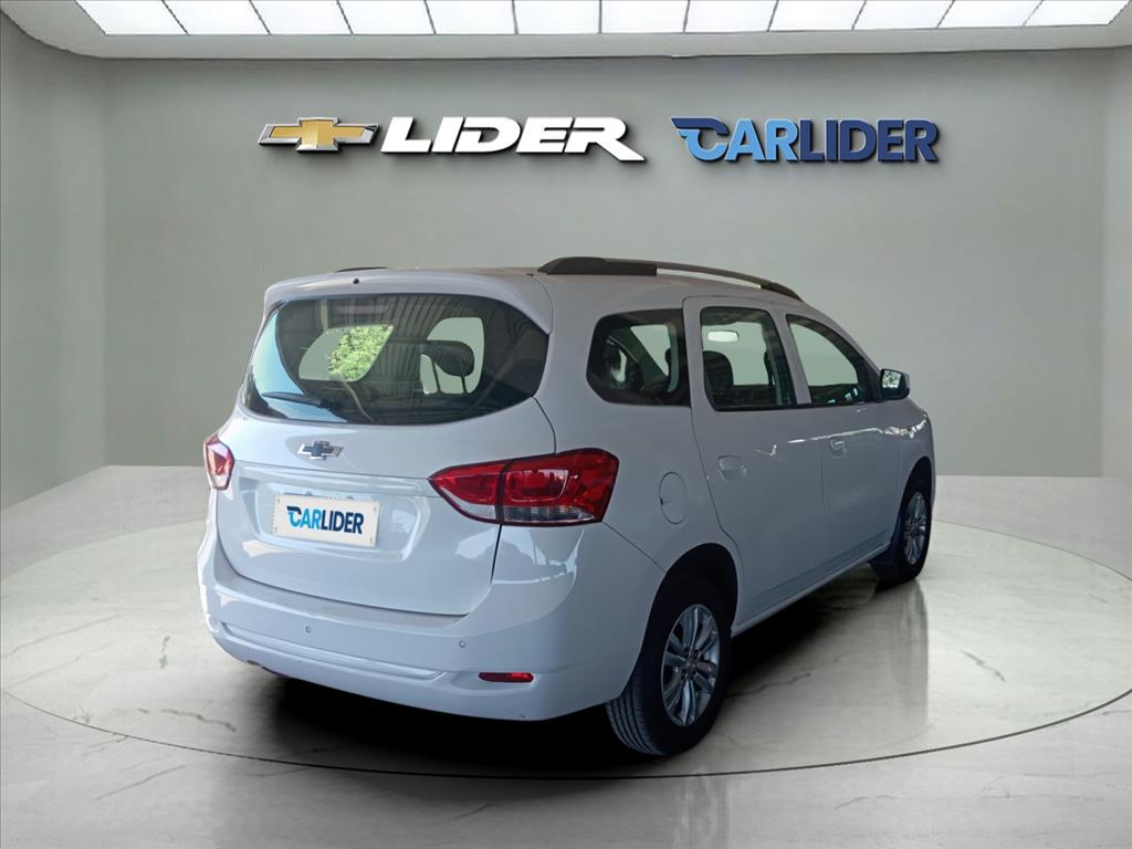 SPIN 1.8 LT 8V FLEX 4P MANUAL5