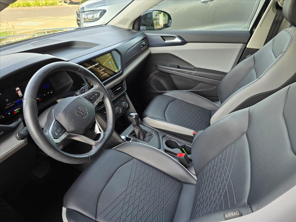 TAOS 1.4 250 TSI TOTAL FLEX COMFORTLINE AUTOMÁTICO6