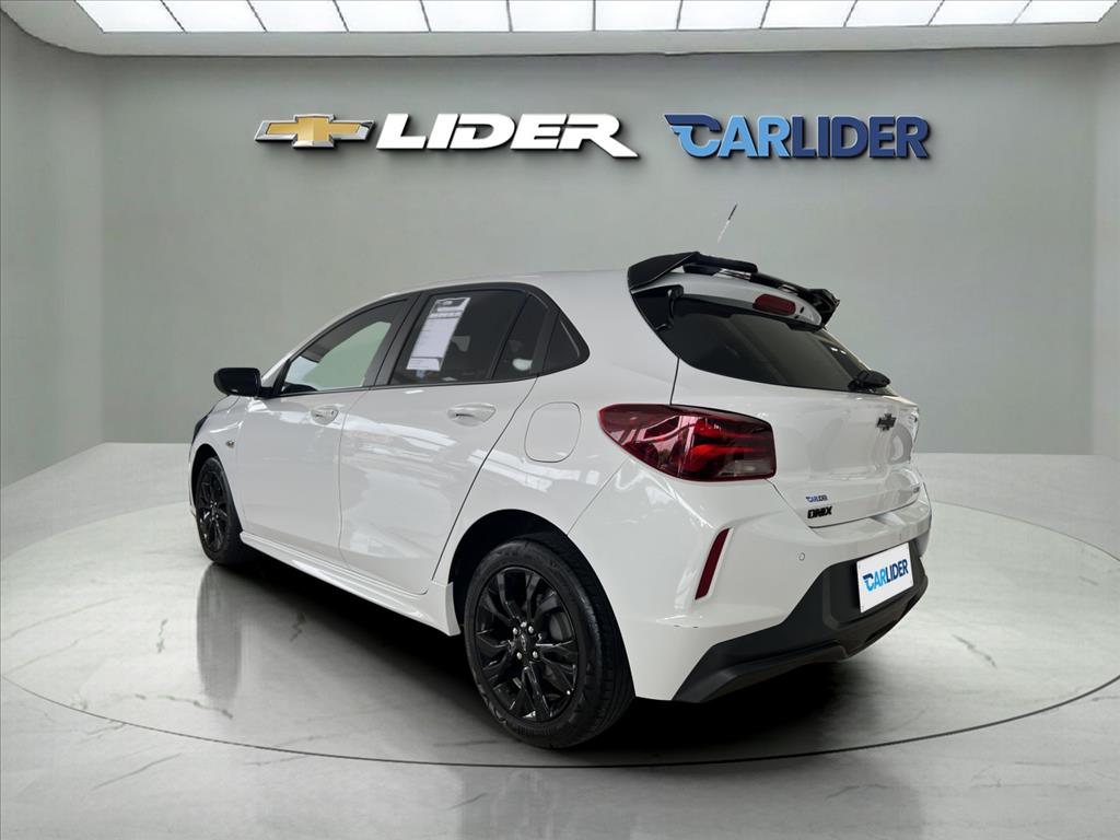 ONIX 1.0 TURBO FLEX RS AUTOMÁTICO3
