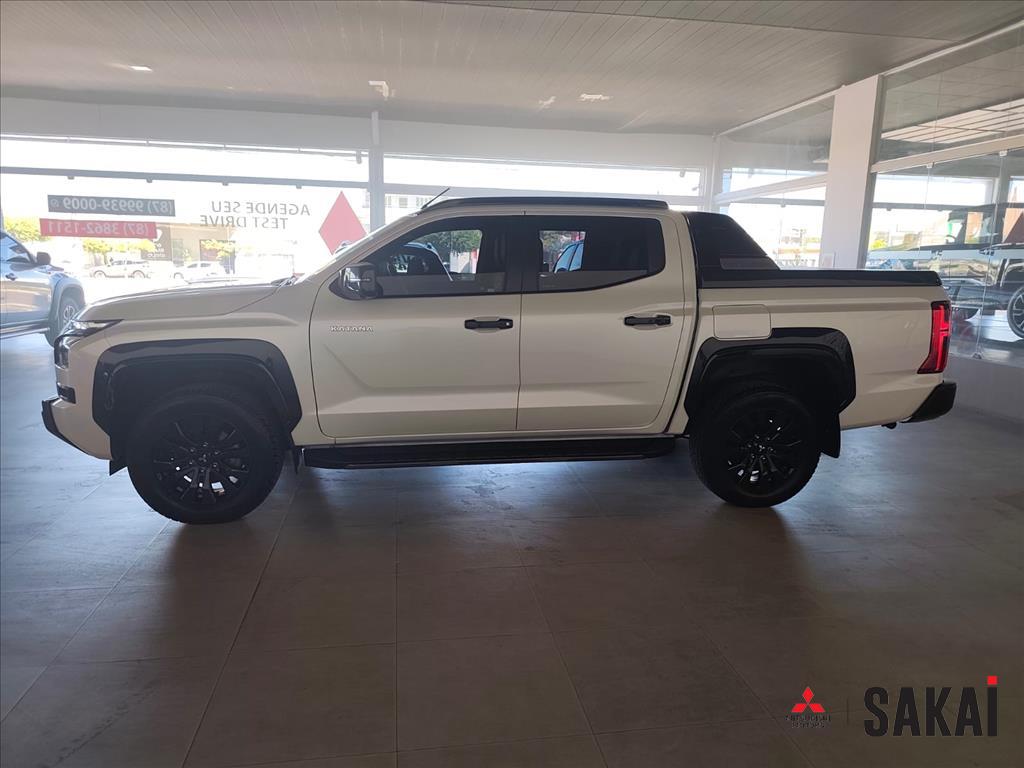 Mitsubishi-TRITON-2.4 BITURBO DIESEL CD KATANA 4X4 AUTOMÁTICO