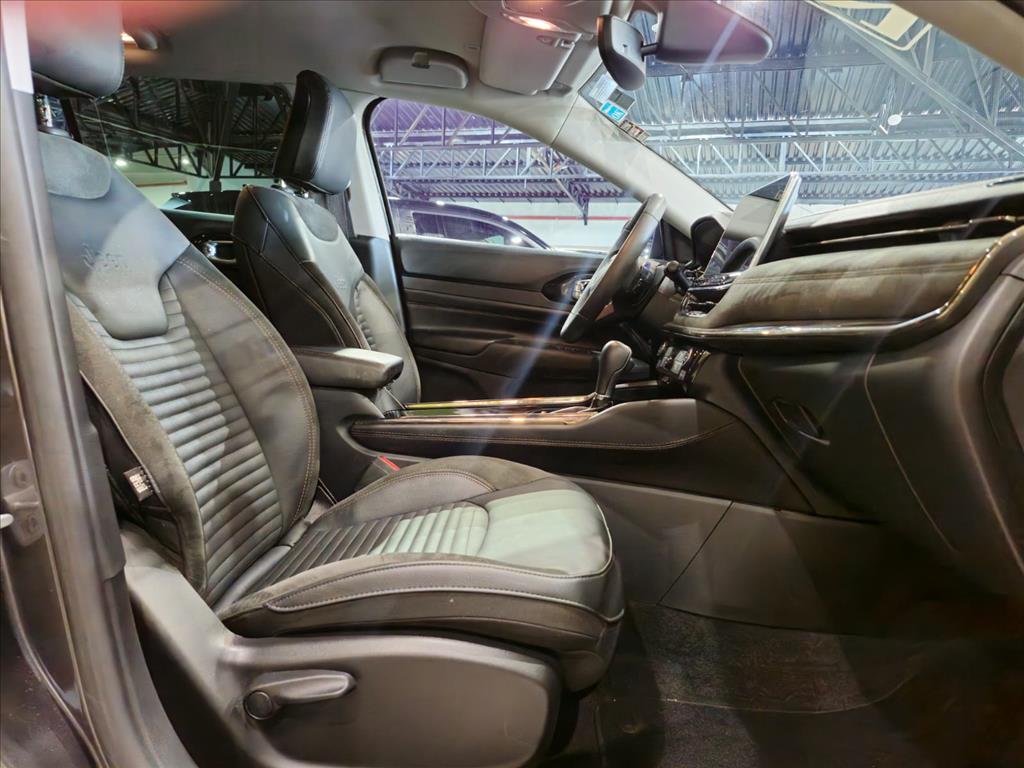 COMMANDER 1.3 T270 TURBO FLEX LIMITED AT68