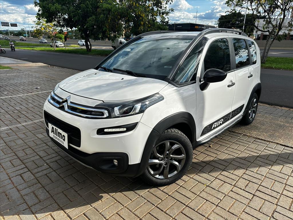 AIRCROSS 1.6 FEEL 16V FLEX 4P AUTOMÁTICO
