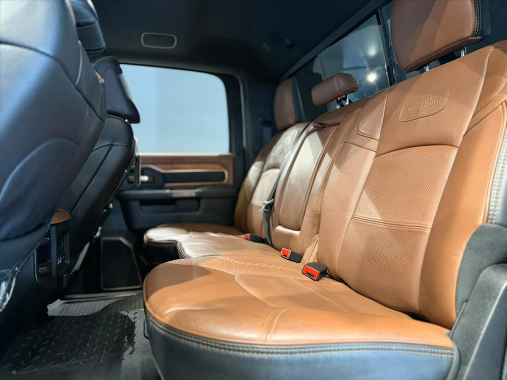 3500 6.7 I6 TURBO DIESEL LIMITED LONGHORN CD 4X4  AUTOMÁTICO8