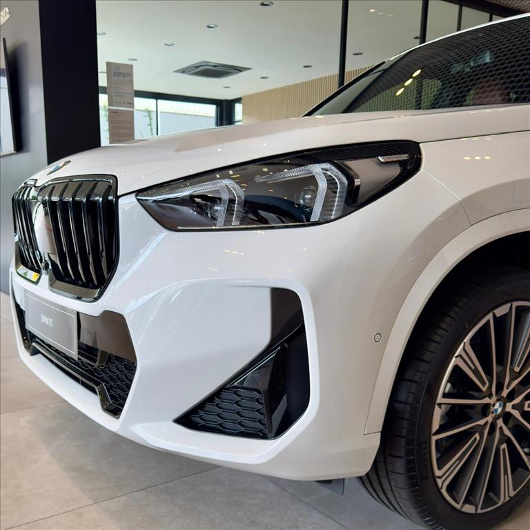 X1 2.0 16V TURBO GASOLINA SDRIVE20I M SPORT STEPTRONIC2