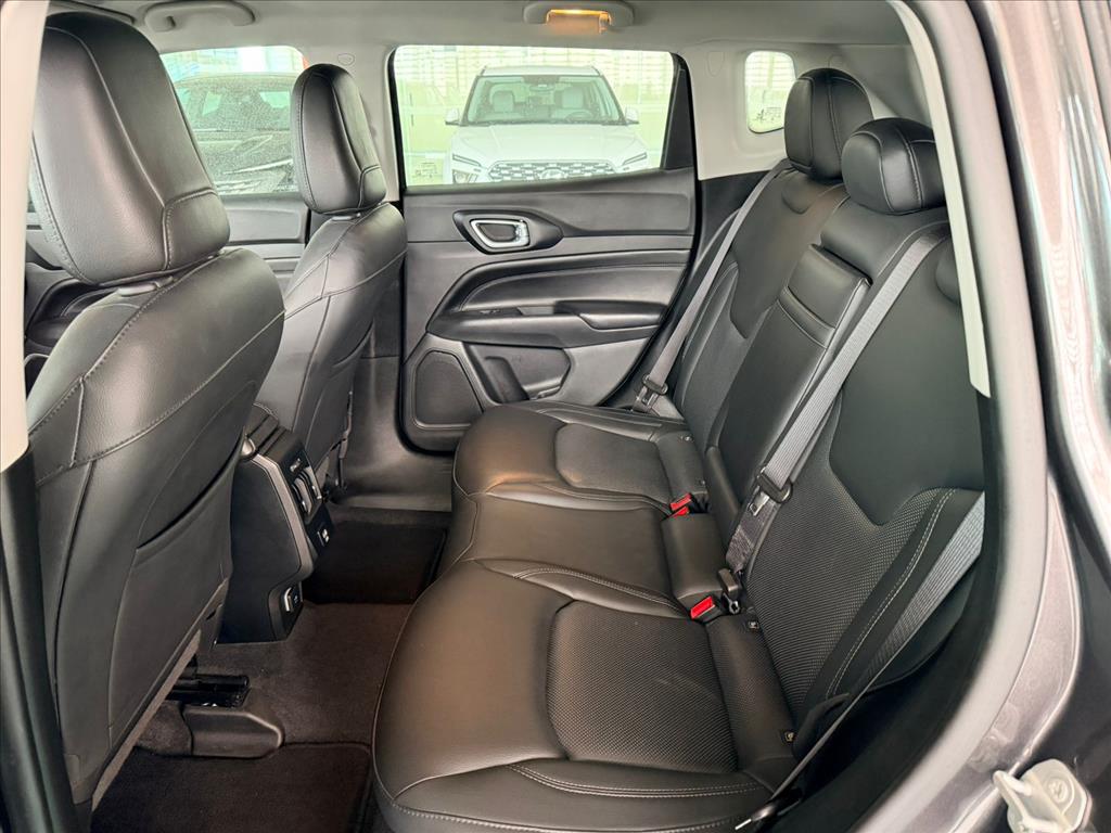 Jeep-COMPASS-1.3 T270 TURBO FLEX LONGITUDE AT6