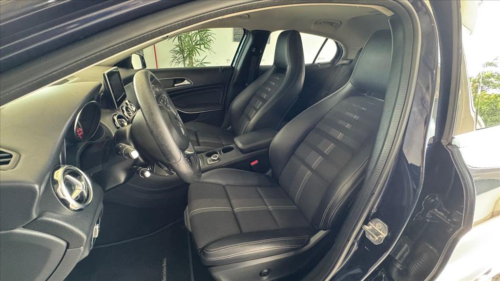 GLA 200 1.6 CGI FLEX ADVANCE 7G-DCT13