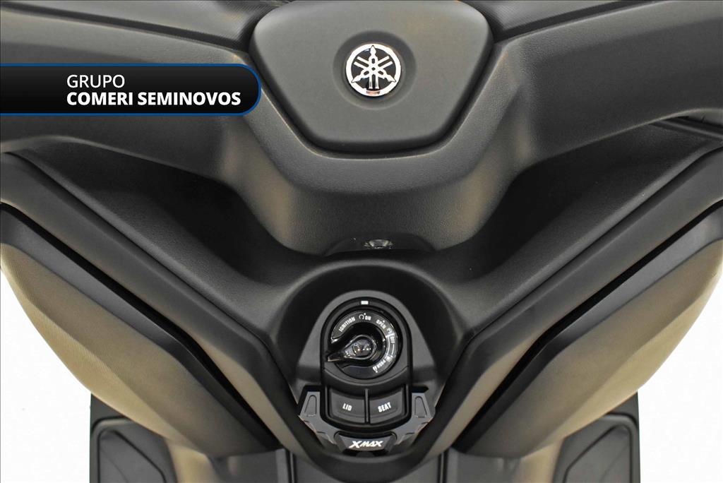 XMAX 250 CONNECTED ABS12