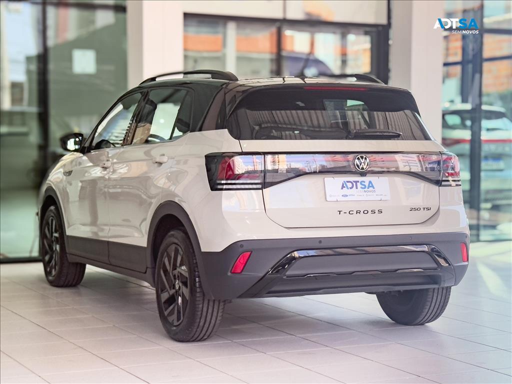 VOLKSWAGEN T-CROSS 1.4 250 TSI TOTAL FLEX HIGHLINE AUTOMÁTICO