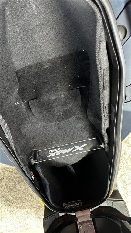YAMAHA XMAX foto 6