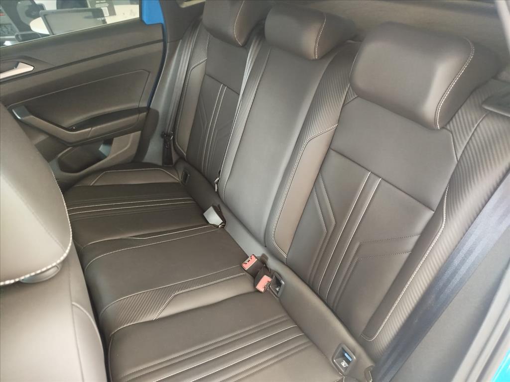 NIVUS 1.0 200 TSI TOTAL FLEX HIGHLINE AUTOMÁTICO13