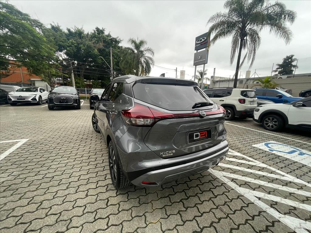 Nissan-KICKS PLAY-1.6 16V FLEXSTART ADVANCE PLUS XTRONIC