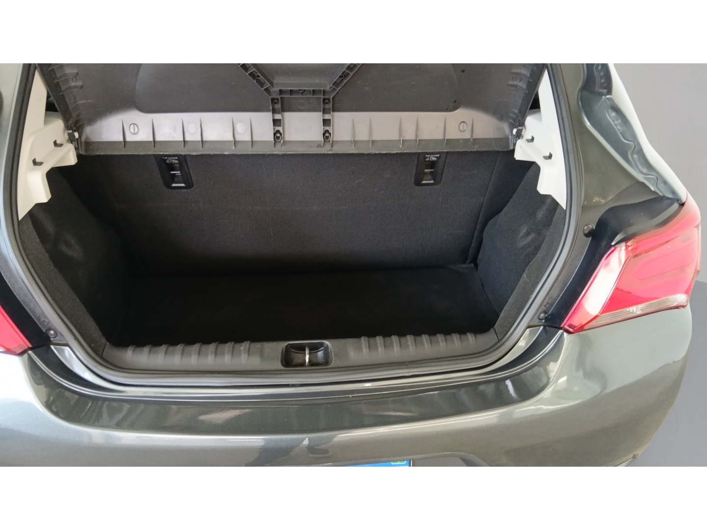 GM - Chevrolet-ONIX-1.0 MPFI LT 8V FLEX 4P MANUAL