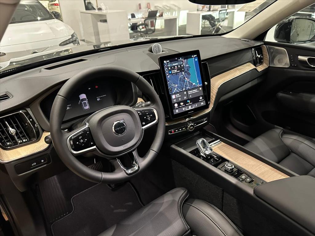 XC60 2.0 T8 PHEV ULTRA AWD GEARTRONIC8