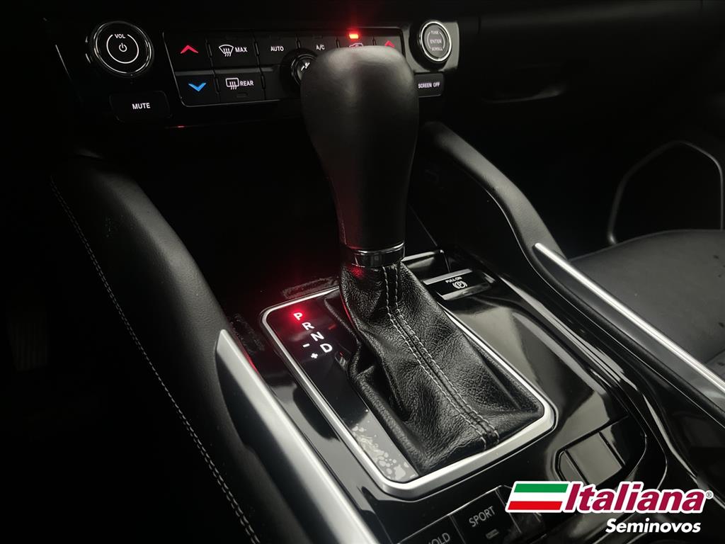 COMMANDER 1.3 T270 TURBO FLEX LONGITUDE AT611