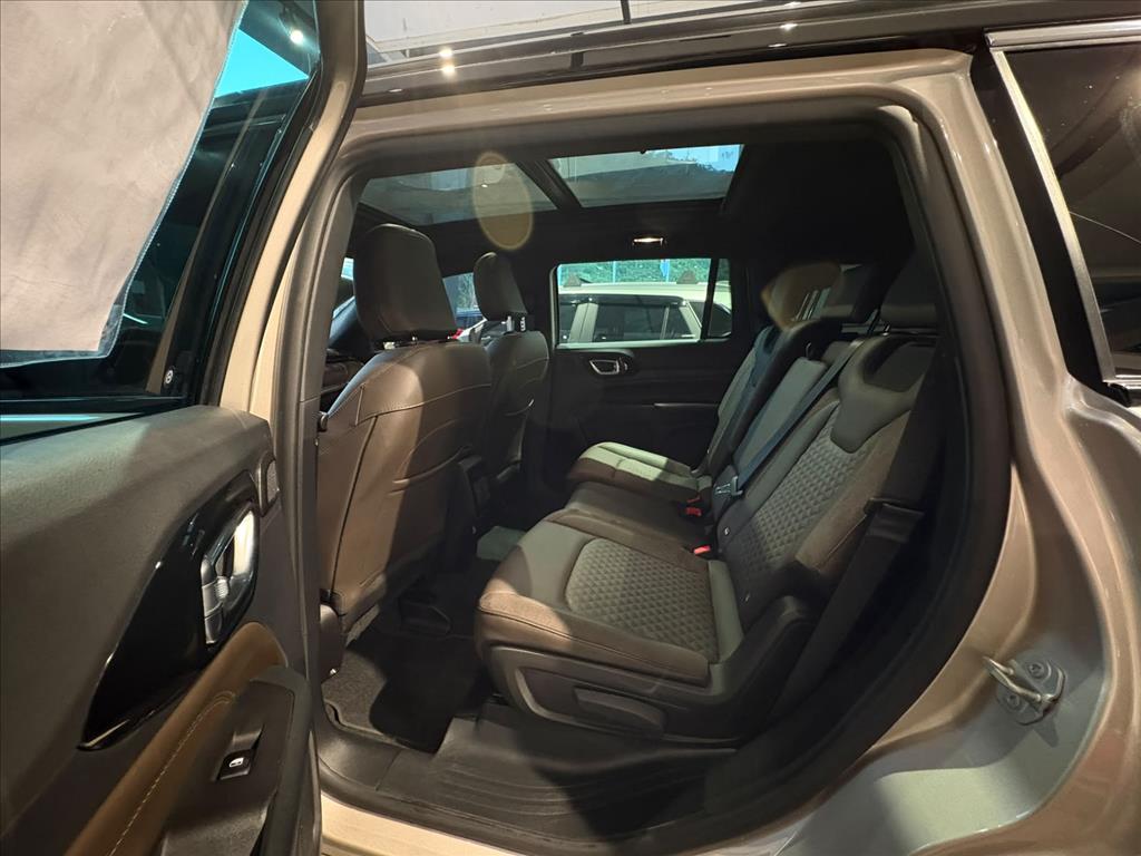 COMMANDER 1.3 T270 TURBO FLEX OVERLAND AT67