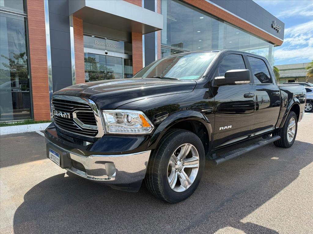 RAM-CLASSIC-5.7 V8 GASOLINA LARAMIE CD 4X4 AUTOMÁTICO