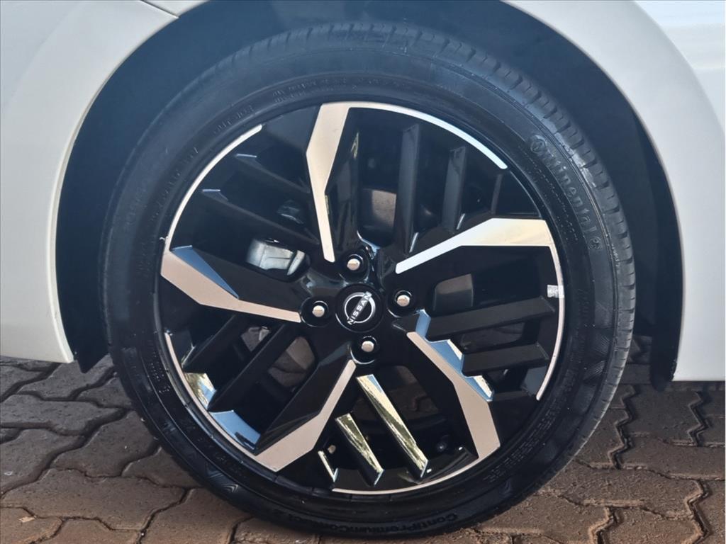 VERSA 1.6 16V FLEX EXCLUSIVE XTRONIC9