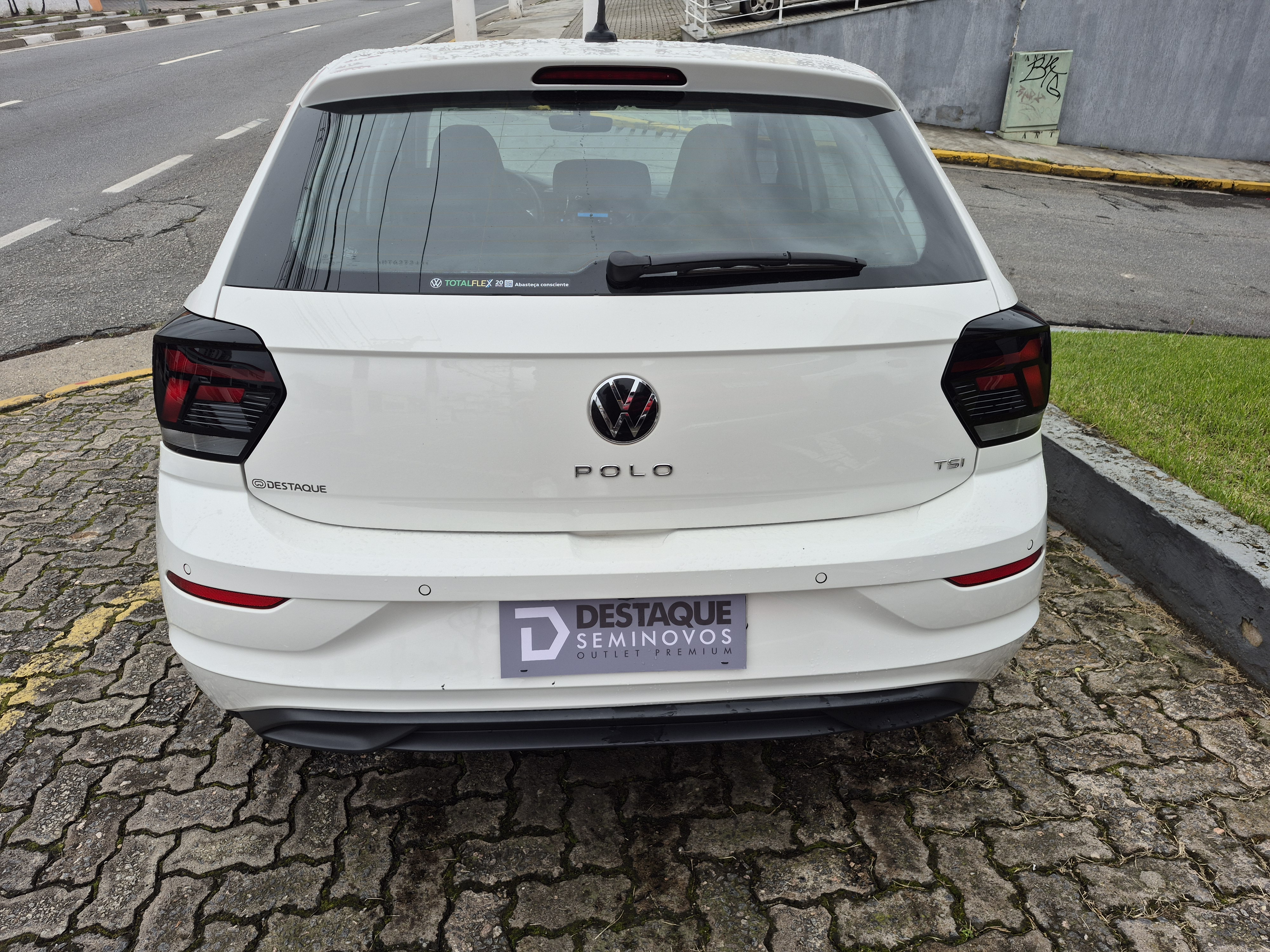 Foto ilustrativa do carro
