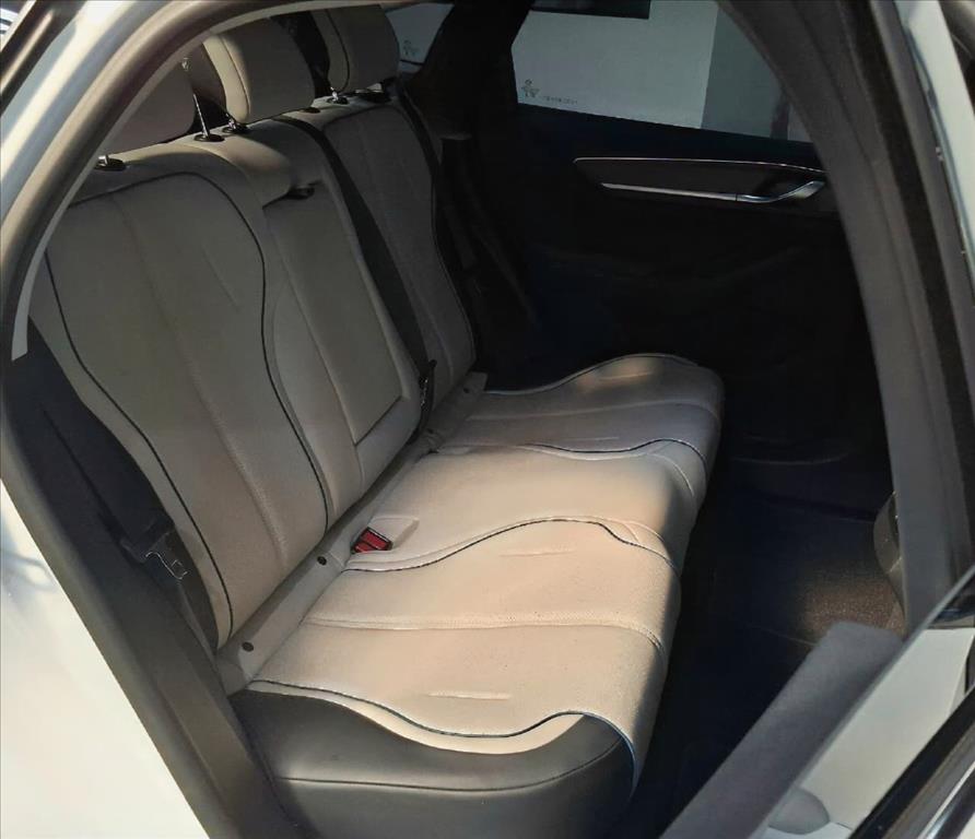 KING 1.5 DM-I PHEV GS AUTOMÁTICO11