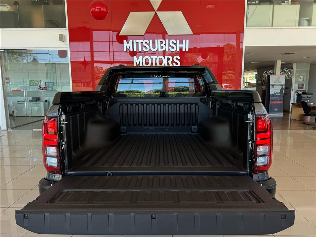 Mitsubishi-TRITON-2.4 BITURBO DIESEL CD KATANA 4X4 AUTOMÁTICO