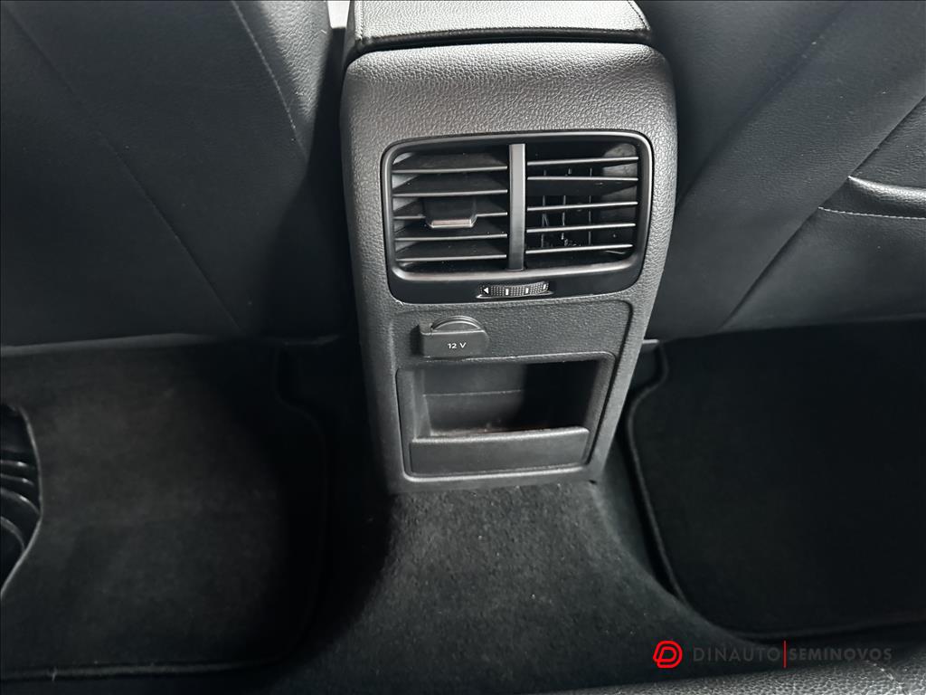 VW - Volkswagen-JETTA-2.0 TSI HIGHLINE 211CV GASOLINA 4P TIPTRONIC