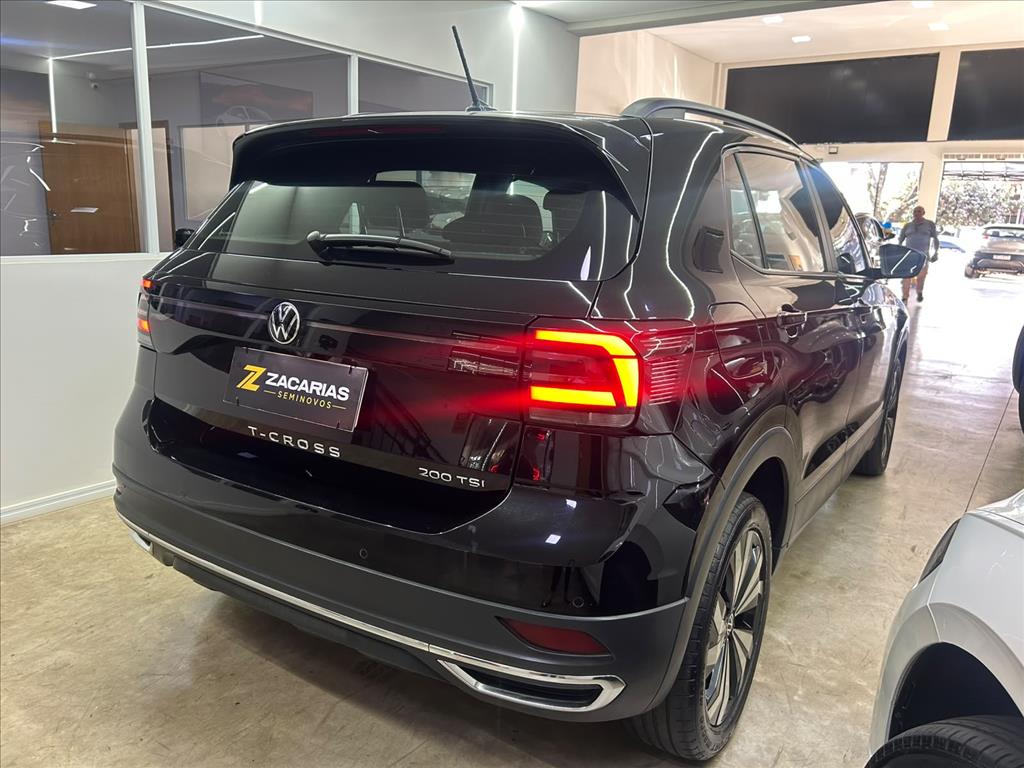 T-CROSS 1.0 200 TSI TOTAL FLEX COMFORTLINE AUTOMÁTICO5