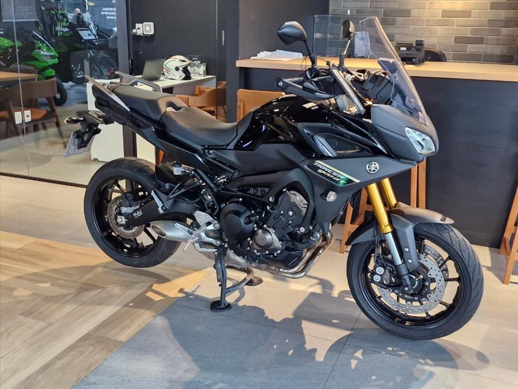 YAMAHA-MT-09-TRACER 900 GT