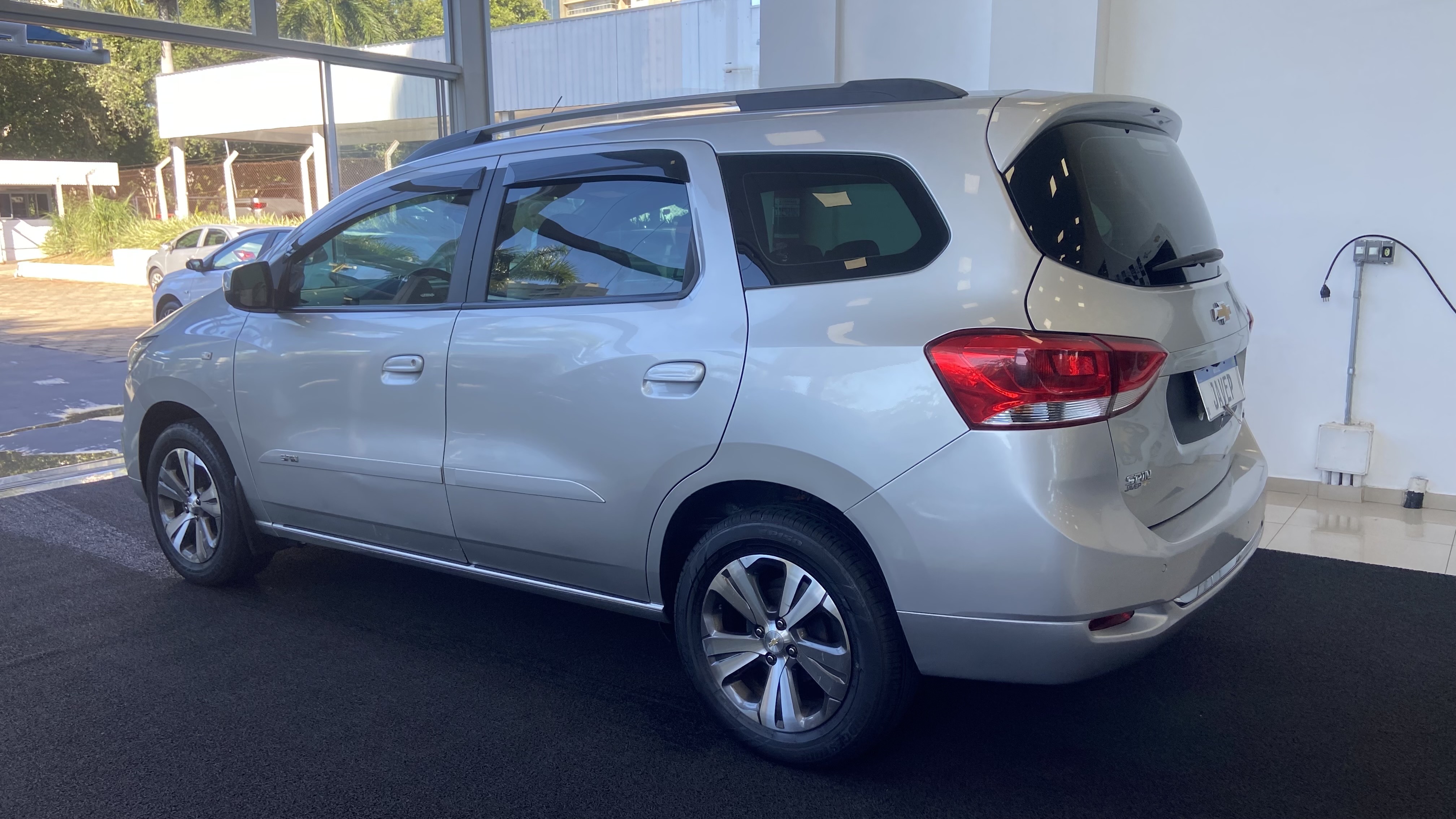 GM - Chevrolet-SPIN-1.8 PREMIER 8V FLEX 4P MANUAL