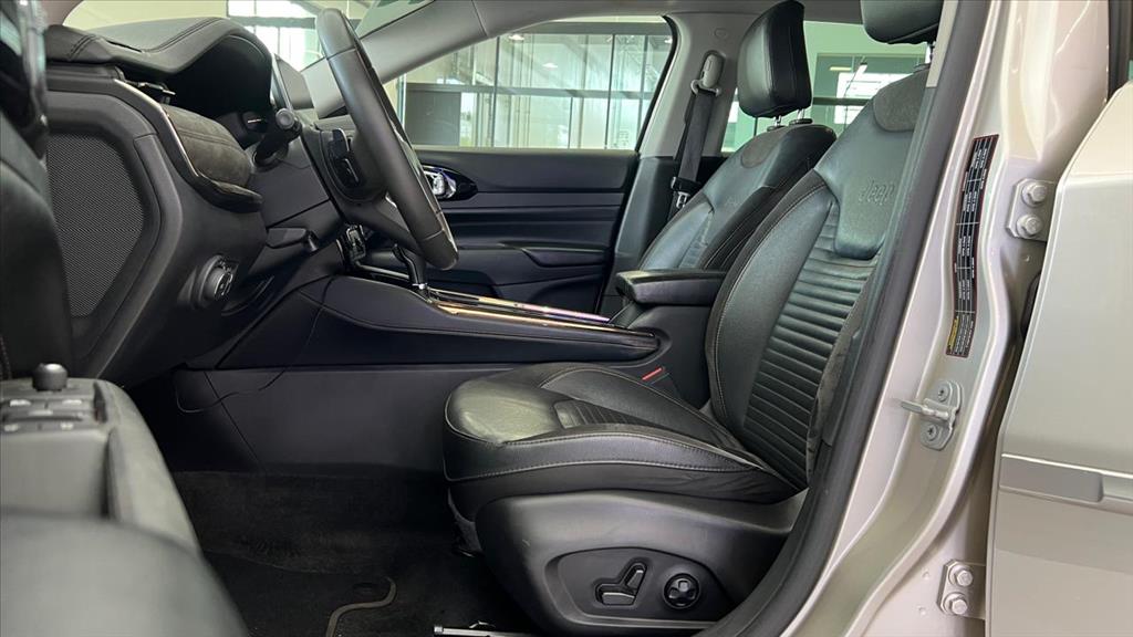 COMMANDER 1.3 T270 TURBO FLEX LIMITED AT66