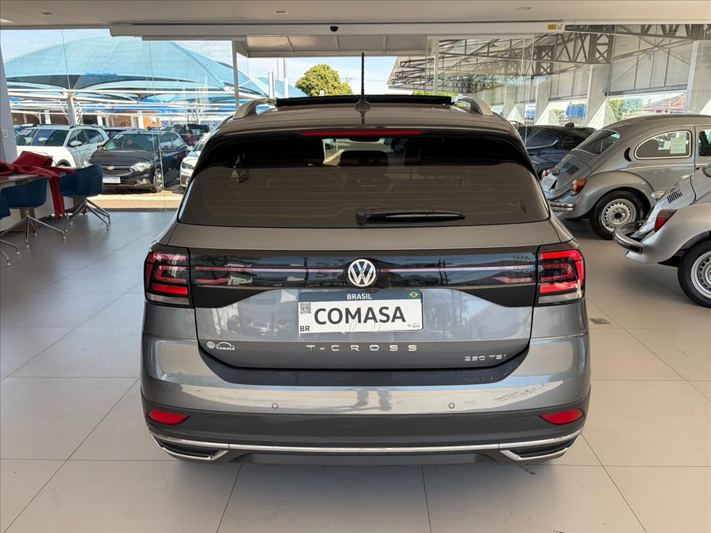 T-CROSS 1.4 250 TSI TOTAL FLEX HIGHLINE AUTOMÁTICO6