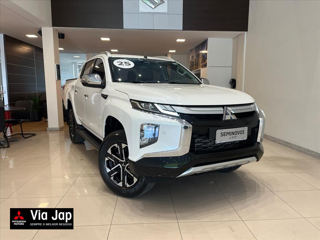 Mitsubishi-L200 TRITON-2.4 16V TURBO DIESEL SPORT HPE-S CD 4P 4X4 AUTOMÁTICO