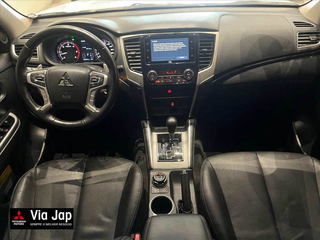 Mitsubishi-L200 TRITON-2.4 16V TURBO DIESEL SPORT HPE CD 4P 4X4 AUTOMÁTICO