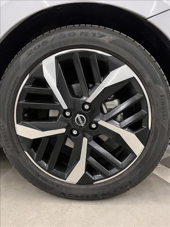 VERSA 1.6 16V FLEX EXCLUSIVE XTRONIC6