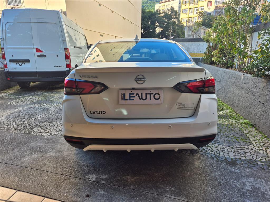 VERSA 1.6 16V FLEX EXCLUSIVE XTRONIC11