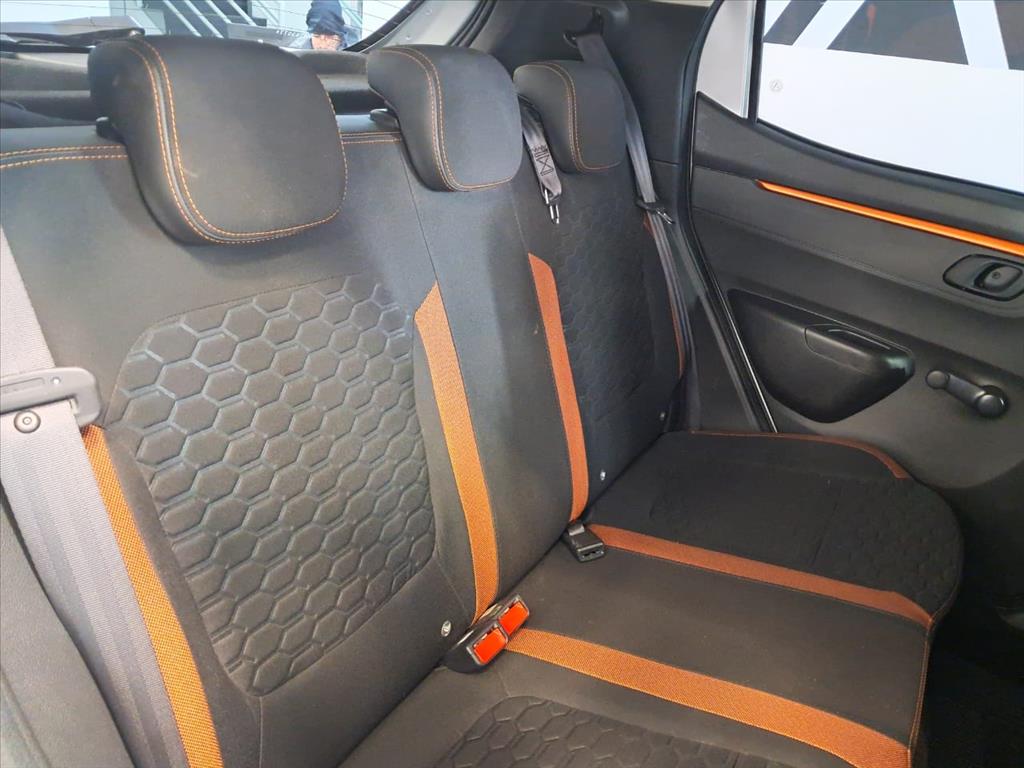 KWID 1.0 12V SCE FLEX OUTSIDER MANUAL