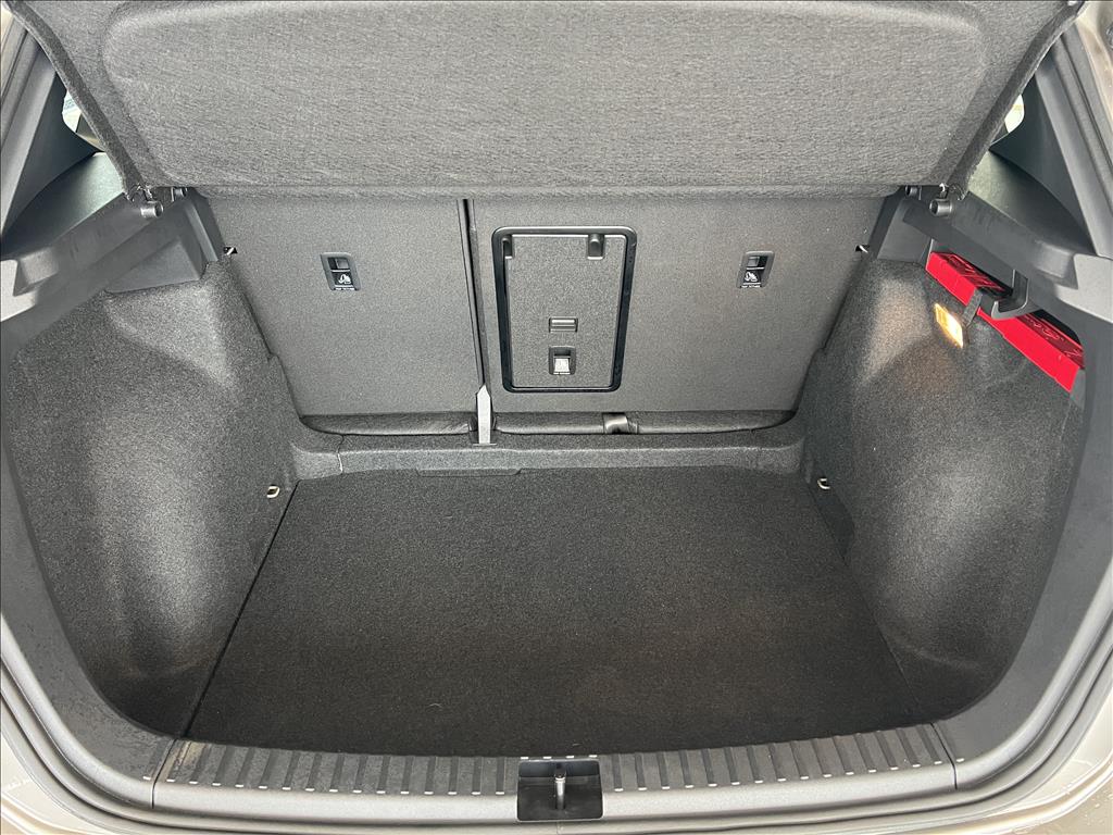 TAOS 1.4 250 TSI TOTAL FLEX HIGHLINE AUTOMÁTICO19