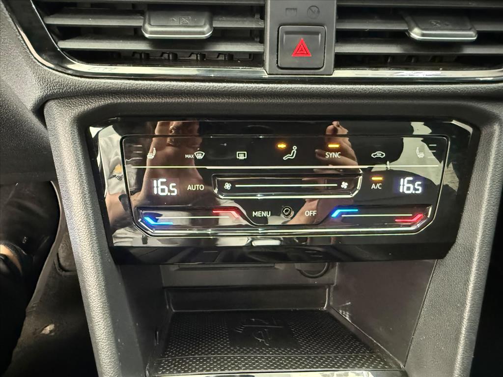 TAOS 1.4 250 TSI TOTAL FLEX HIGHLINE AUTOMÁTICO15