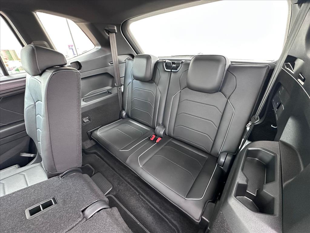 TIGUAN 2.0 300 TSI GASOLINA ALLSPACE R-LINE AUTOMÁTICO13