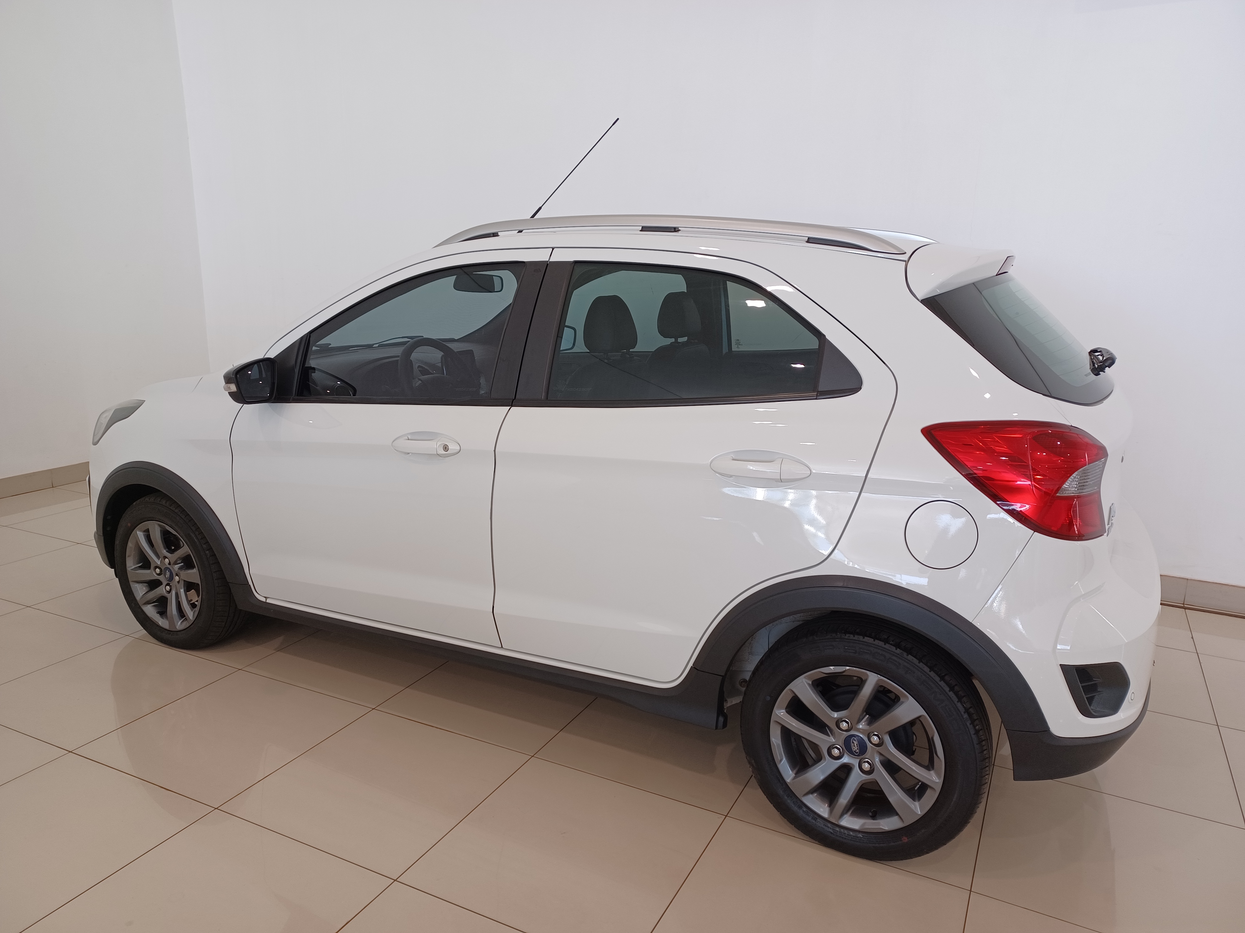 Ford-KA-1.5 TI-VCT FLEX FREESTYLE AUTOMÁTICO