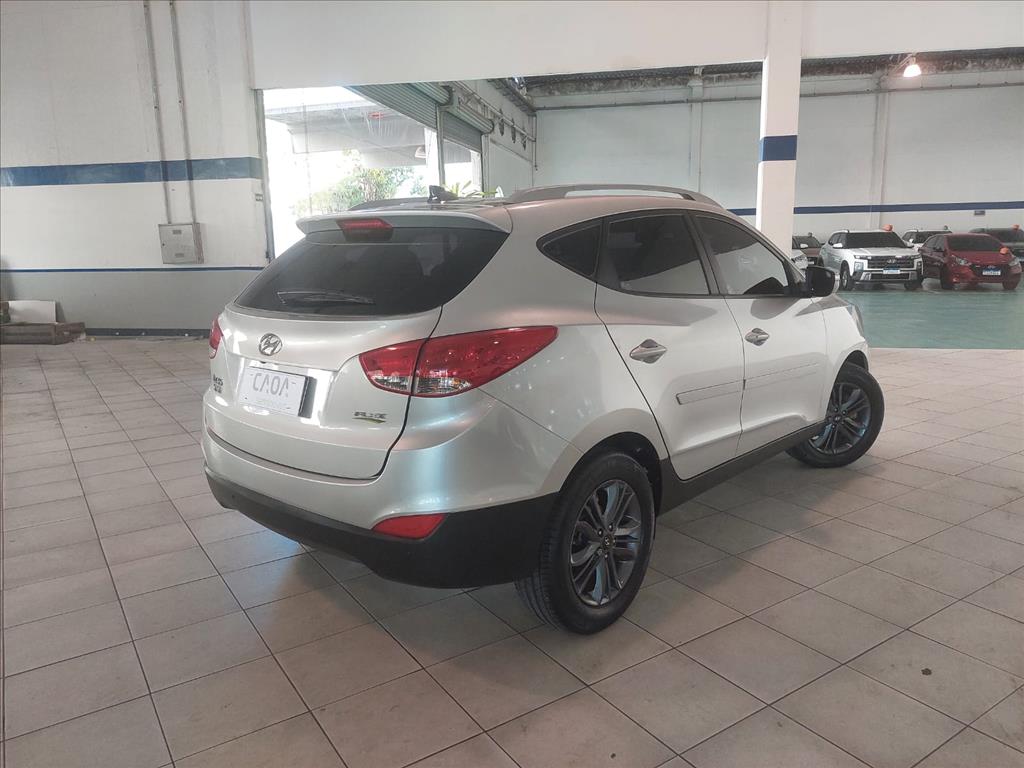 Hyundai-IX35-2.0 MPFI GL 16V FLEX 4P AUTOMÁTICO